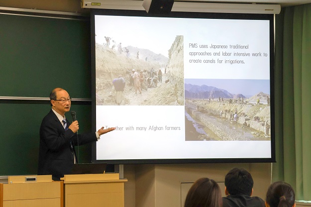 GLA科目開講記念講演会「現地から探る平和構築と日本の役割：ウクライナ、ガザ、南スーダン、アフガニスタン」を開催しました